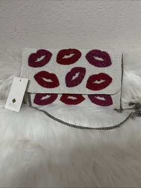 Landry White Beaded Lip-Print Clutch with Pink & Red Lips